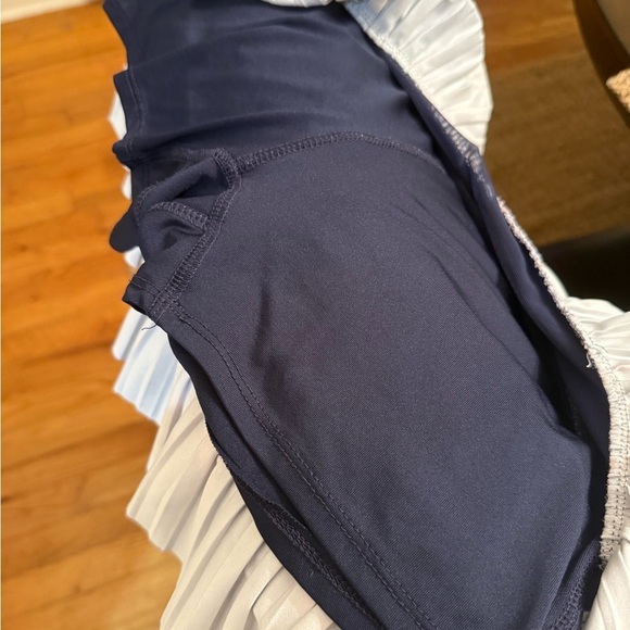 Lucky in Love Pickleball Tennis Golf medium Skort - Picture 4 of 4